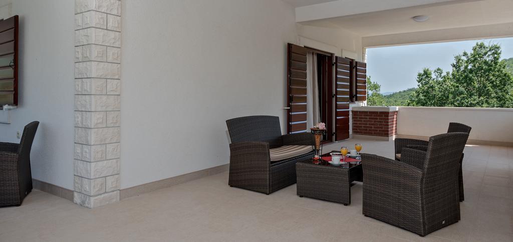 Villa Vinea Prapatnica Luaran gambar